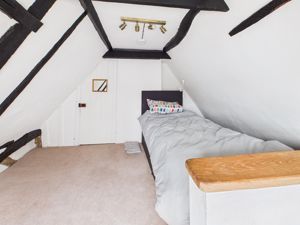 Bedroom- click for photo gallery